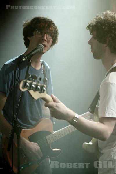 THE WHITEST BOY ALIVE - 2009-04-15 - PARIS - La Maroquinerie - 